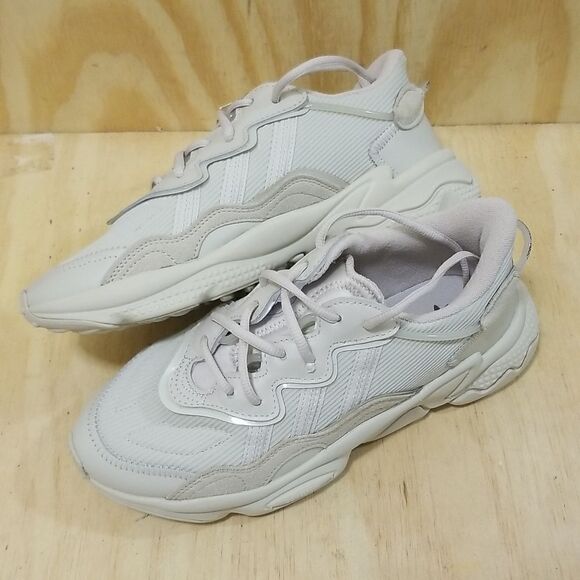 Adidas Originals Ozweego Casual Mens sz 6 1/2 , Wmn's 8 1/2 Sneakers Brand new - Picture 4 of 11